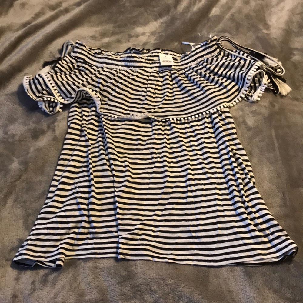 LOFT Black & White Off The Shoulder Top Medium